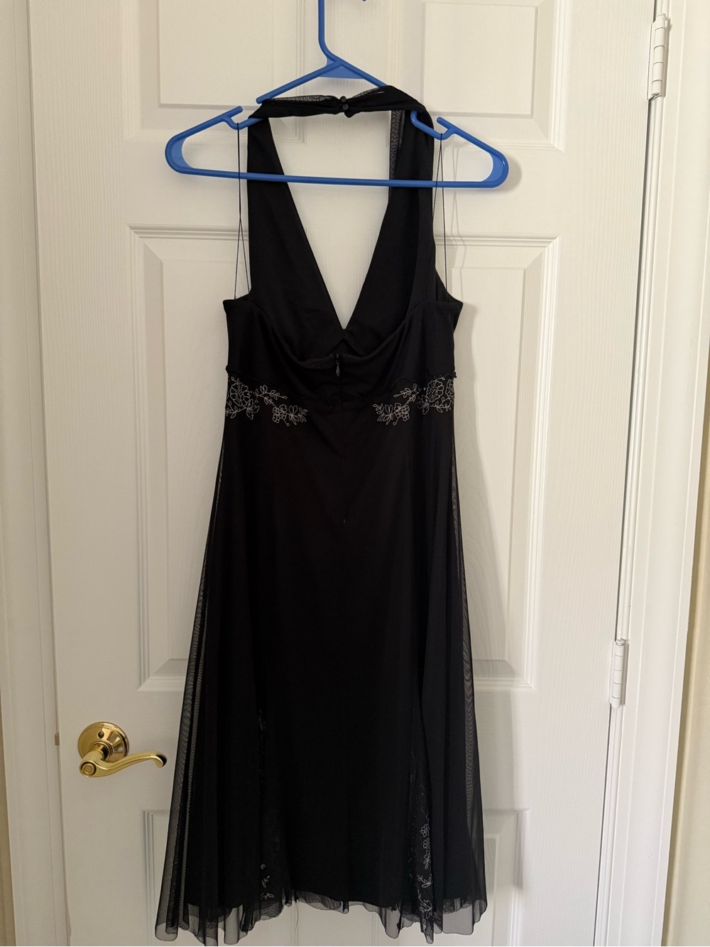 London Times Black Sleeveless Dress with V-Neckline